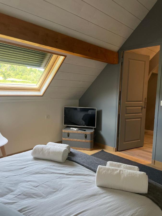 Domaine Des Pierres Trouvees Bed & Breakfast Saint-Vincent  Exterior photo